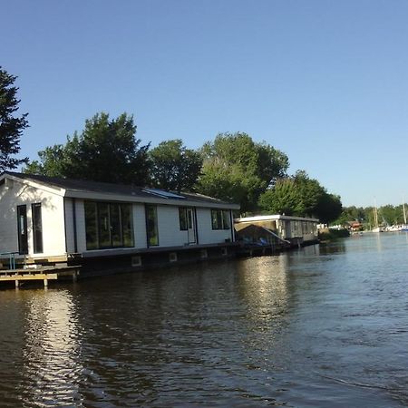 Bb De Woonboot Appartement Anna Paulowna Buitenkant foto