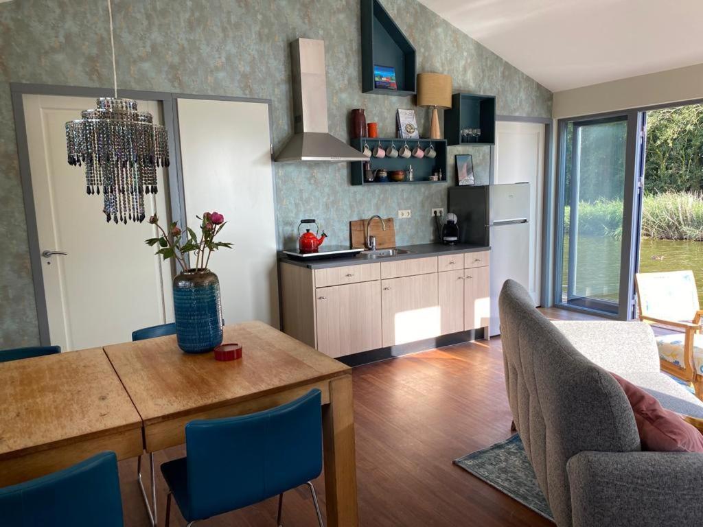 Bb De Woonboot Appartement Anna Paulowna Buitenkant foto