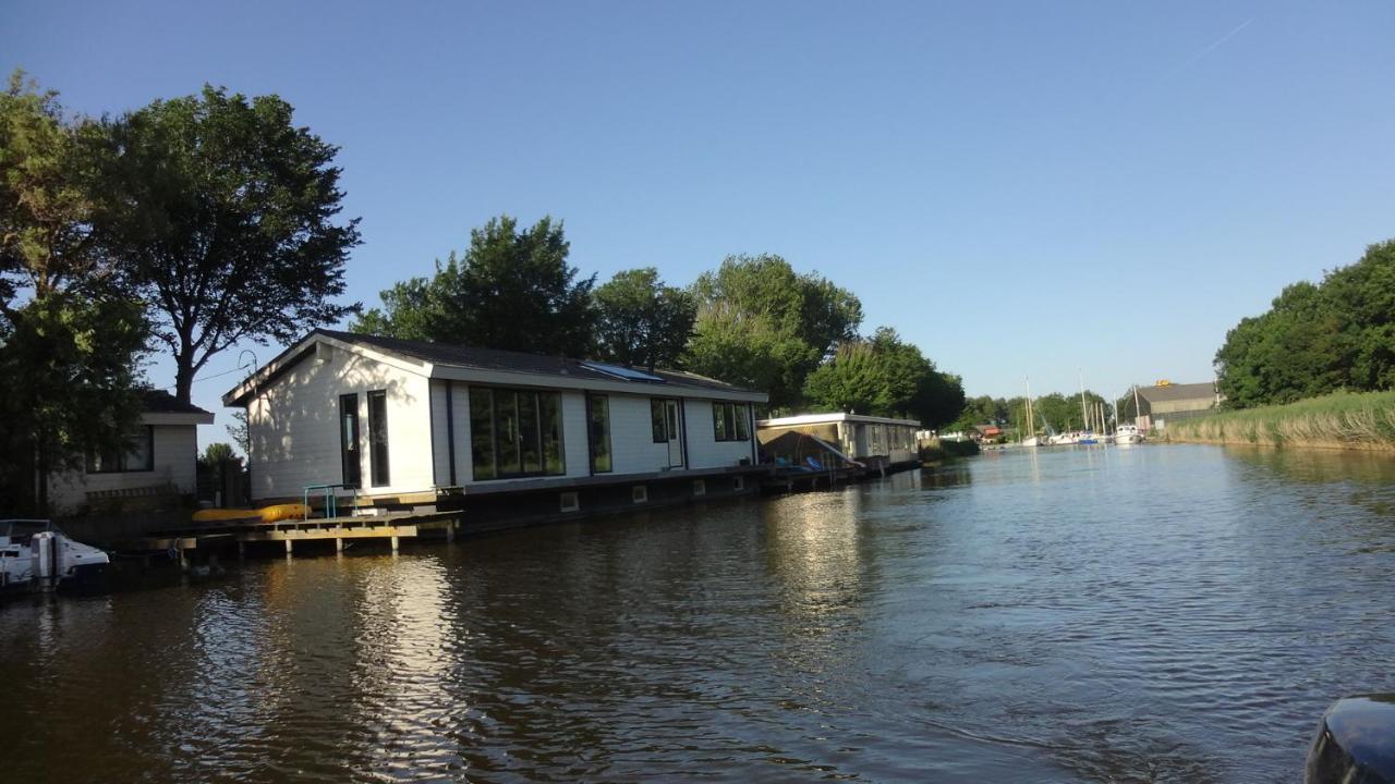 Bb De Woonboot Appartement Anna Paulowna Buitenkant foto